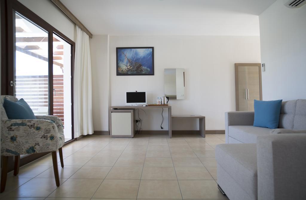 Genc Hotel Bodrum Room photo